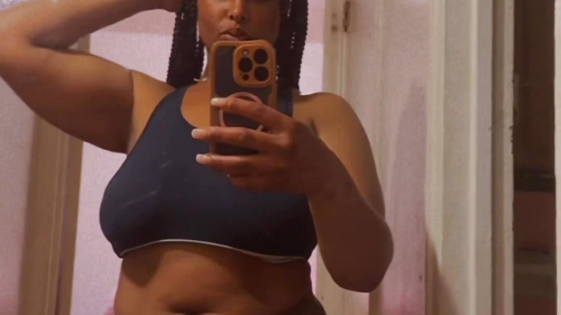 751737c4e6ec4496b7ead09785f49915 - video by Realwetpussy cam model