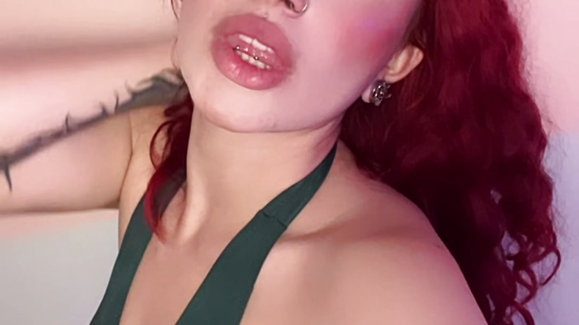 Tease my body 💦– Camila_Rivers kameramodell videója