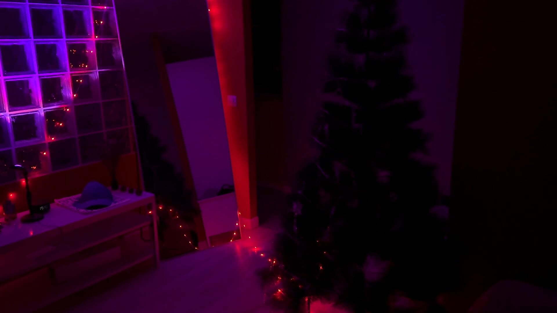 Merry Christmas! - відео від вебкаммоделі AlexFH