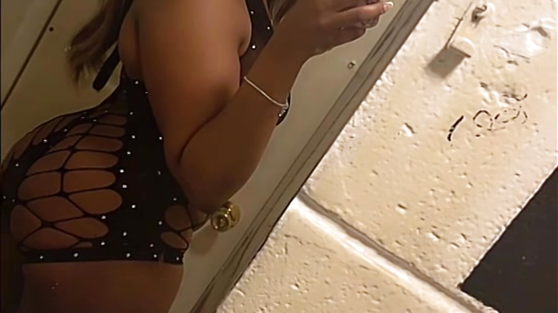 Caught a lil attitude... and a whole lotta ass - video by ItsTreasure cam model