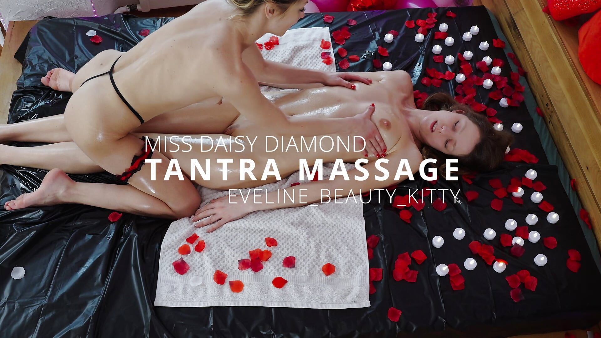 Trailer: Lesbian Tantra Massage & Fingering－カメラキャストのEveline_Beauty_Kittyの動画