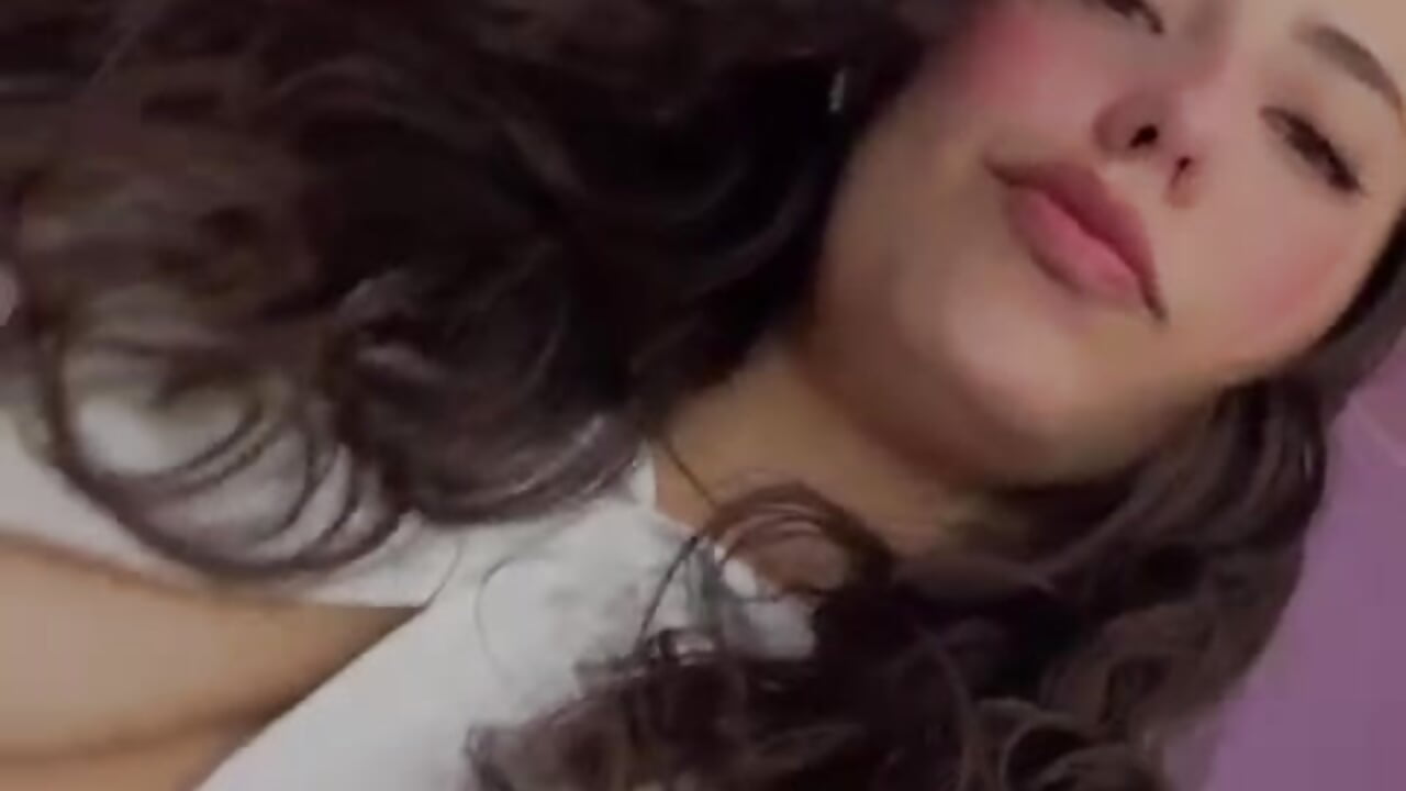 traviesa y sensual 🤍🥵 - video by my_aleja_ cam model