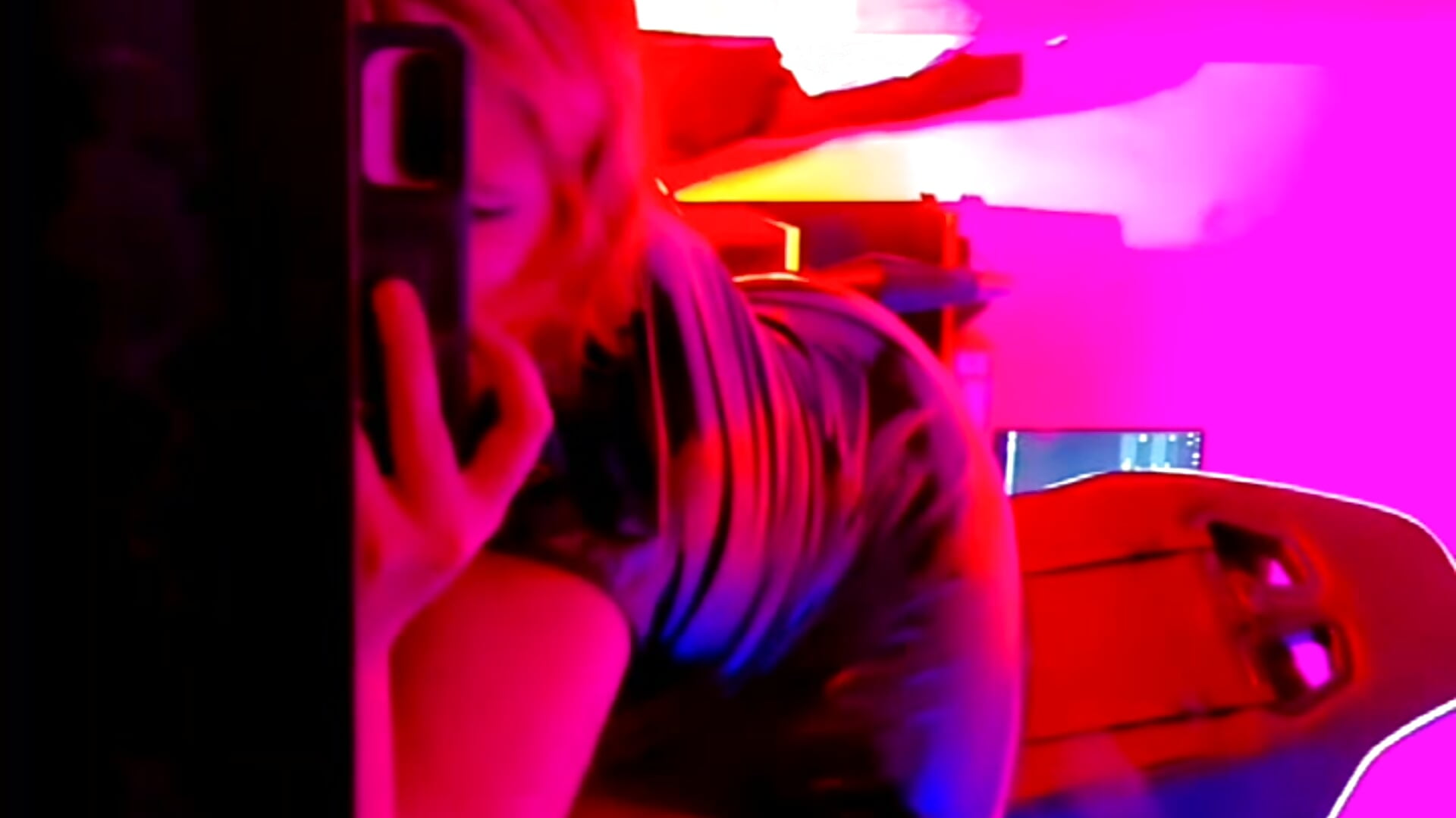 Ass! - video Mariana_velezz kameramallilta