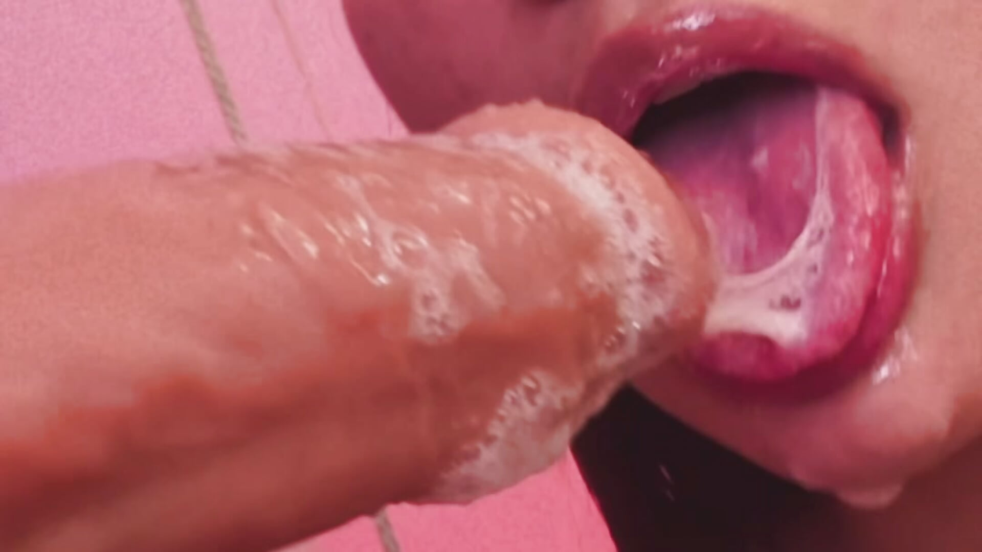 Mucha saliva en tu pene 🤤 - lau_star adlı kamera modelinin videosu