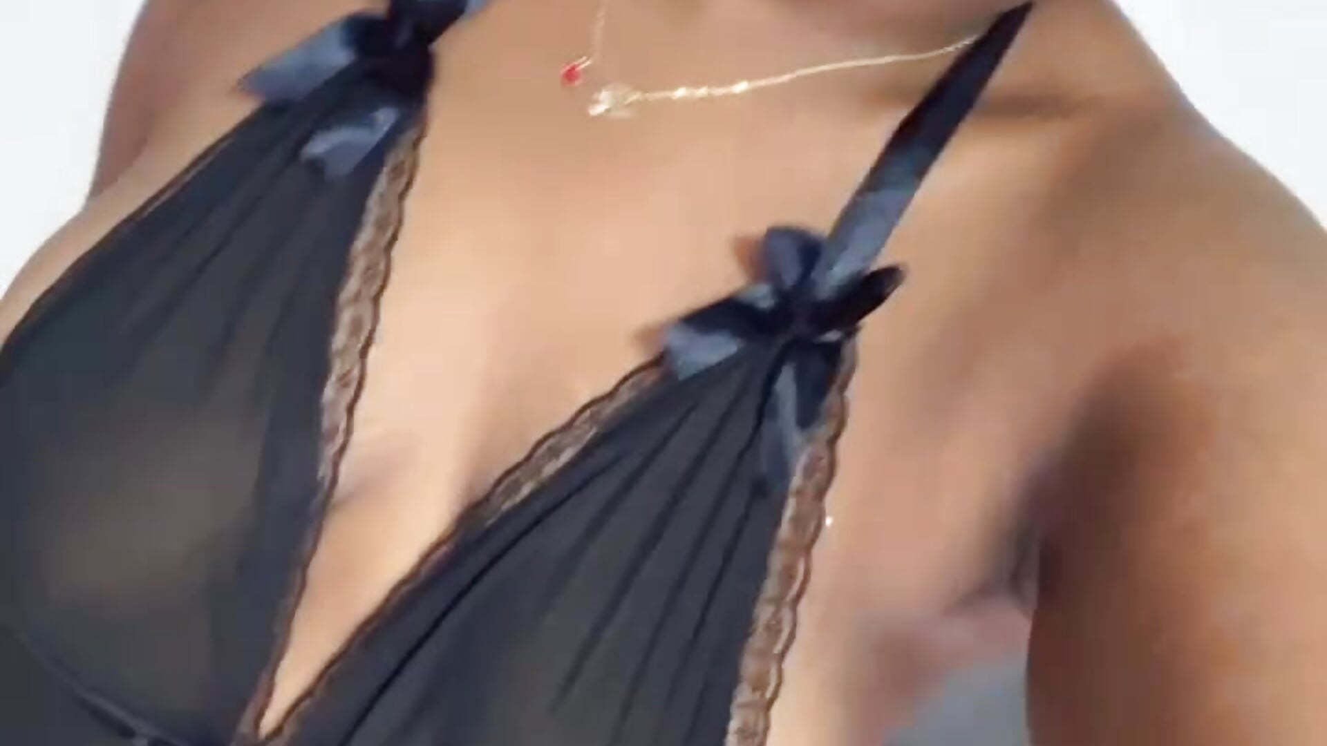 MM 💋 - video by Sarah_Jonnes_ cam model