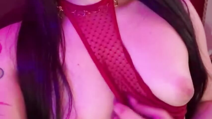 I don’t tease for attention… I tease because I enjoy it－カメラキャストのMia_Monroeeの動画