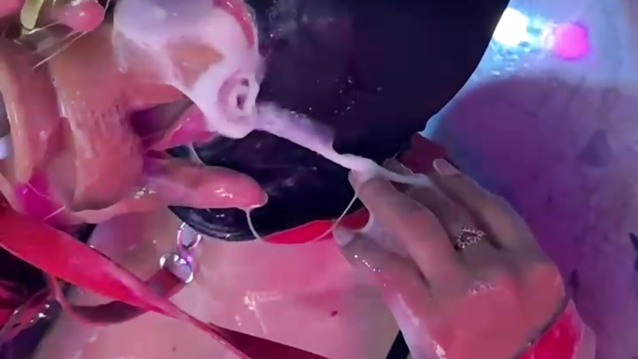 Look at your whore put it to the bottom, in slow camera - video by Sammy_charlot cam model