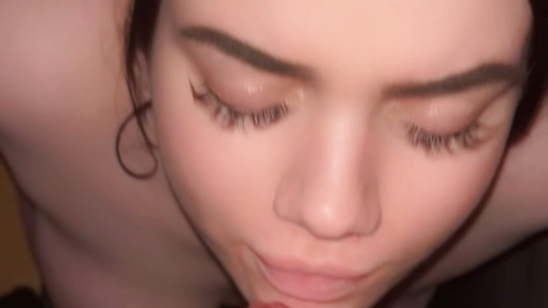 Cumshot in my Face💦😍💋 - video by MissDeluxeBaby cam model