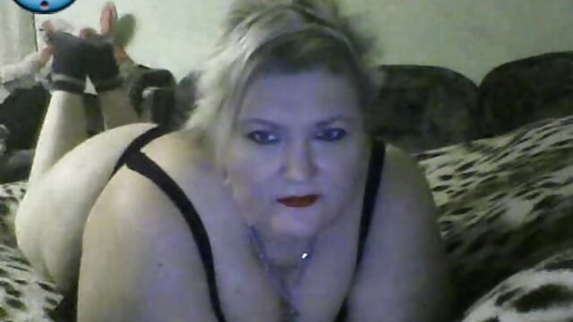 отдых на диване) - video by Lana555 cam model