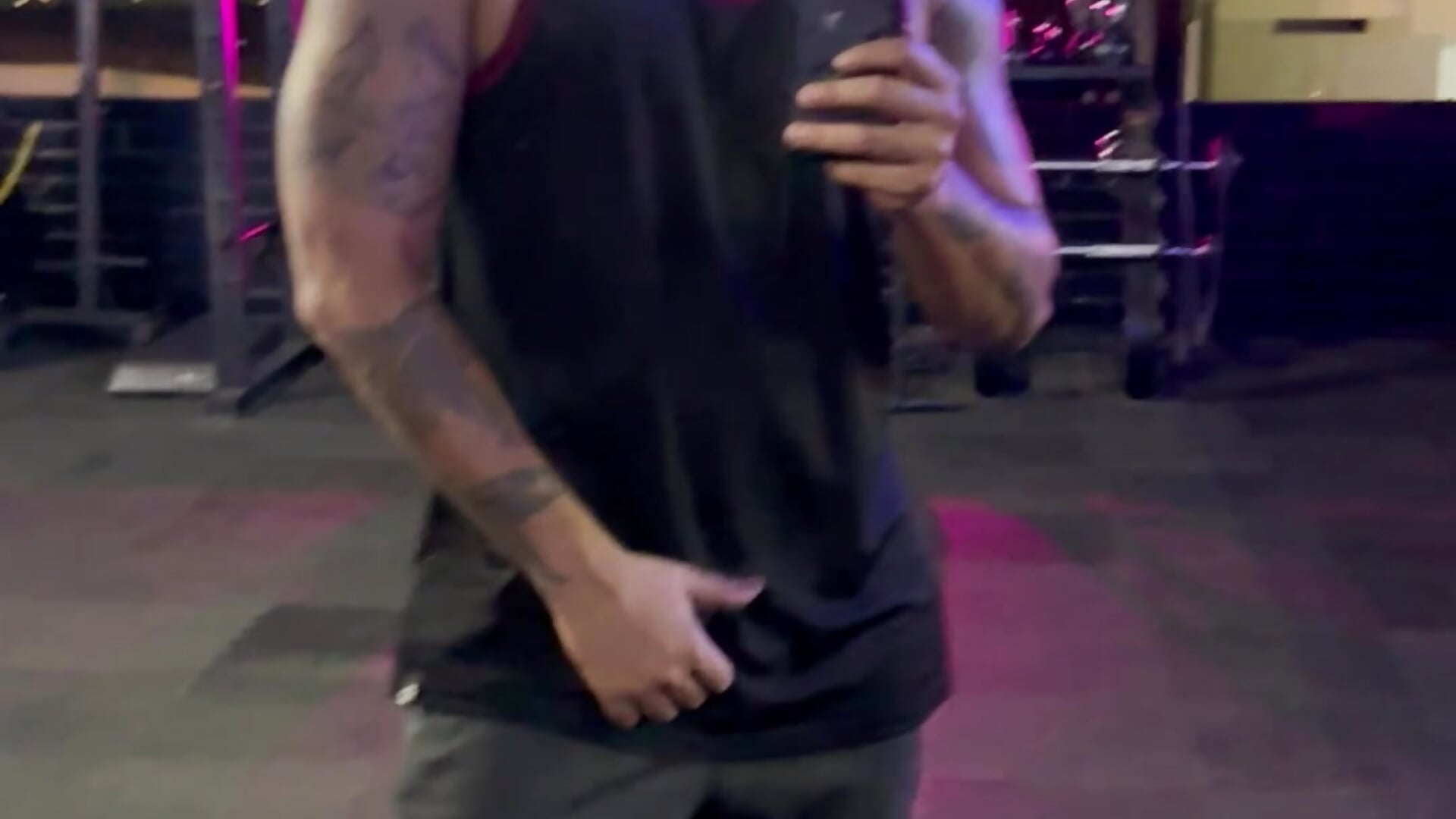 At Gym. Click like - βίντεο μοντέλου sajor9