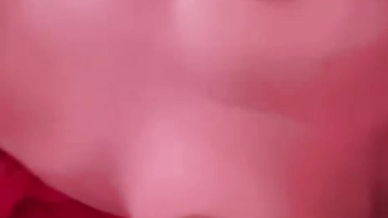 Relax with me   😋 - video by Mihadttraf cam model