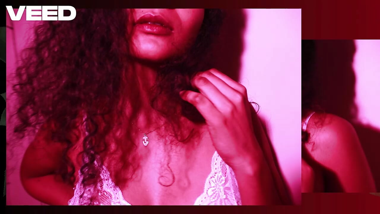 Cover Video – video af Laaylllaa cam-model