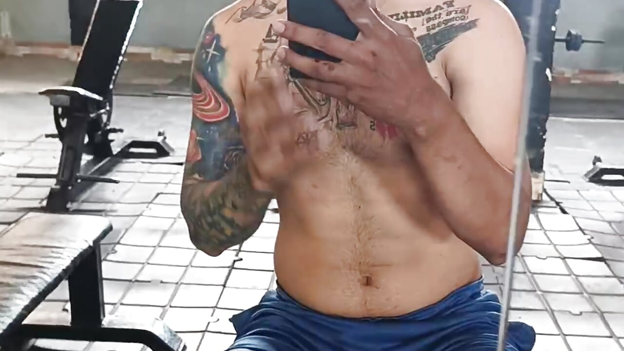 Tattoo - clip cu Benito-Ca model videochat