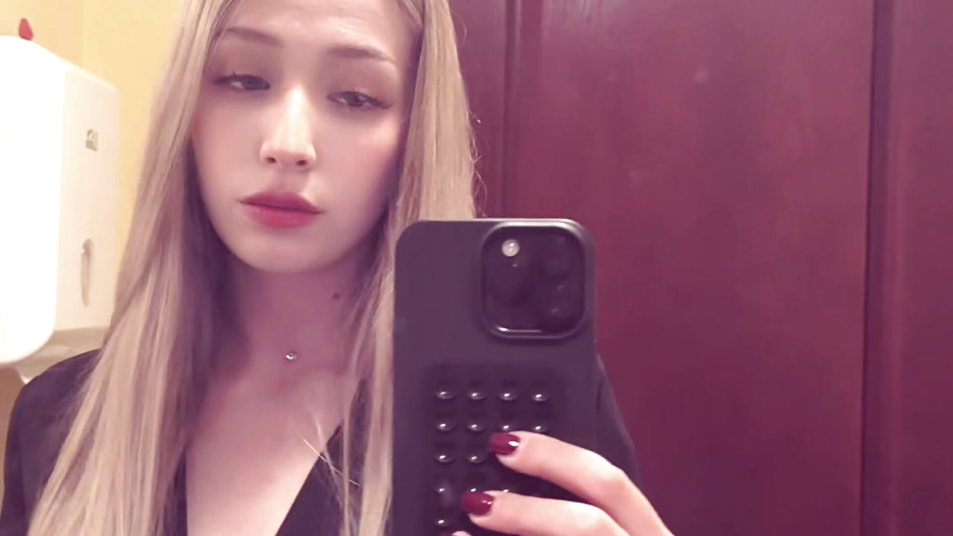 Nice to meet you! - Vídeo de elizabeth_crispy, modelo de vídeos