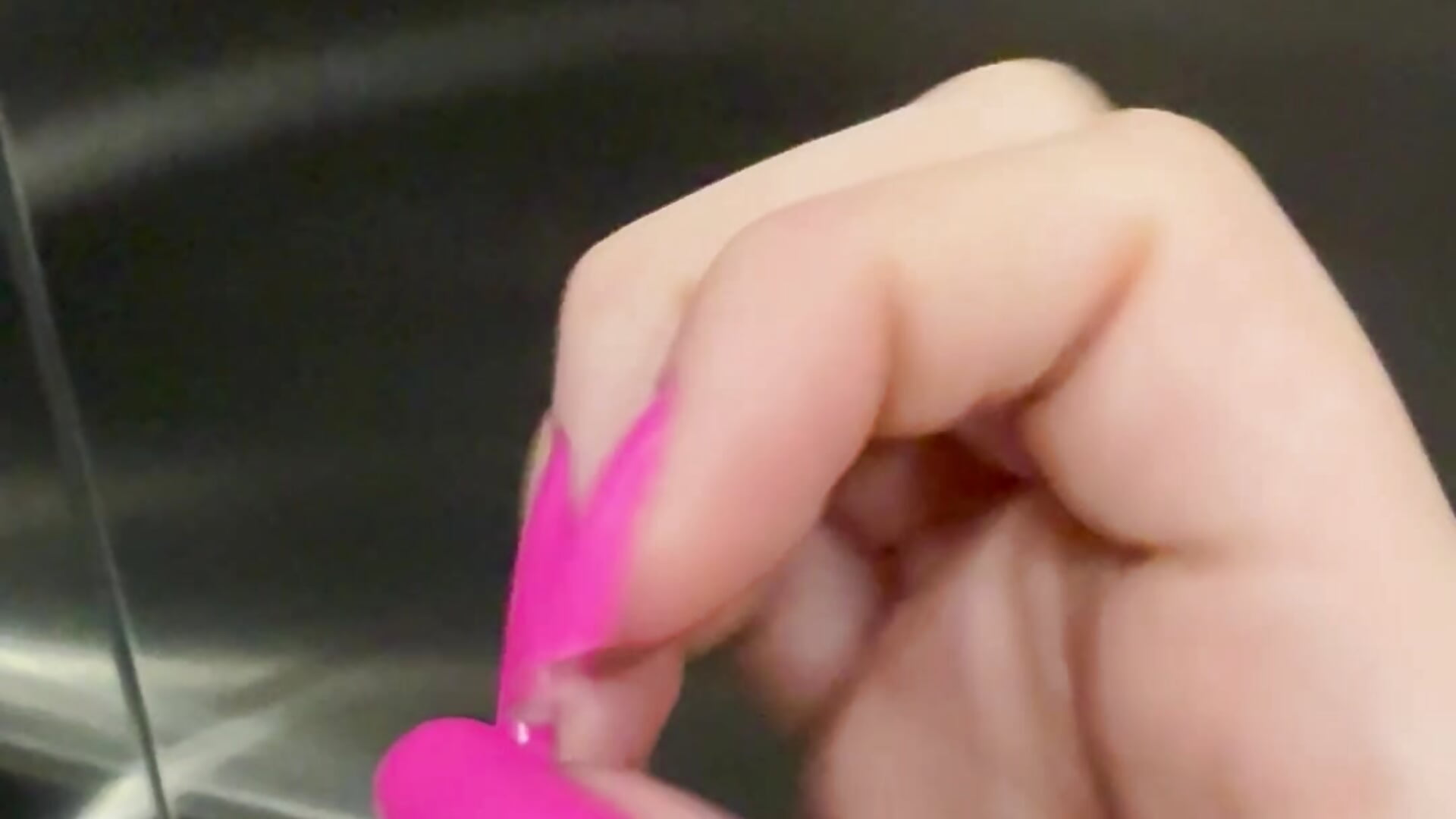 Bem delicadinha – video od webkamerové modelky Lady_LauraRose