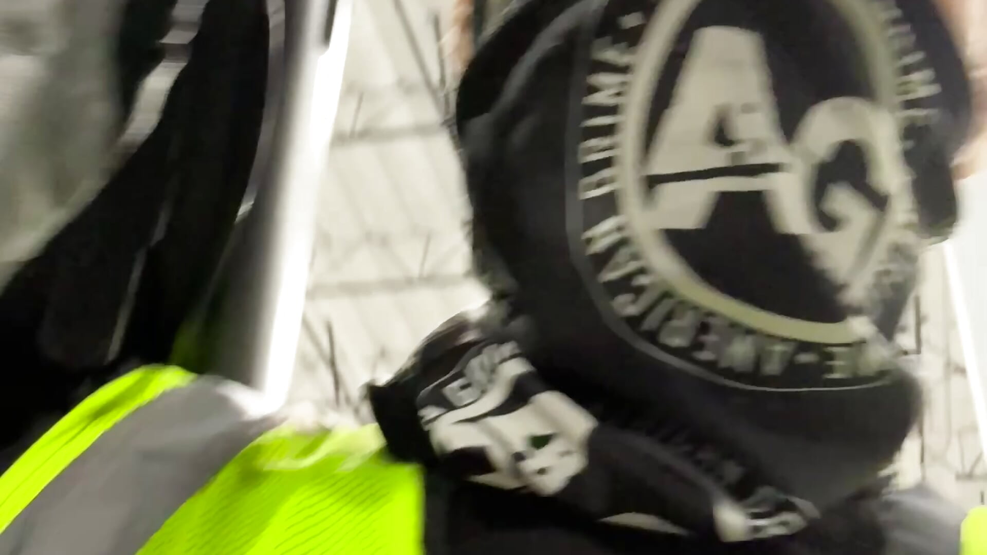 Tu gustan los gangstas? - video Carlosbigz kameramallilta