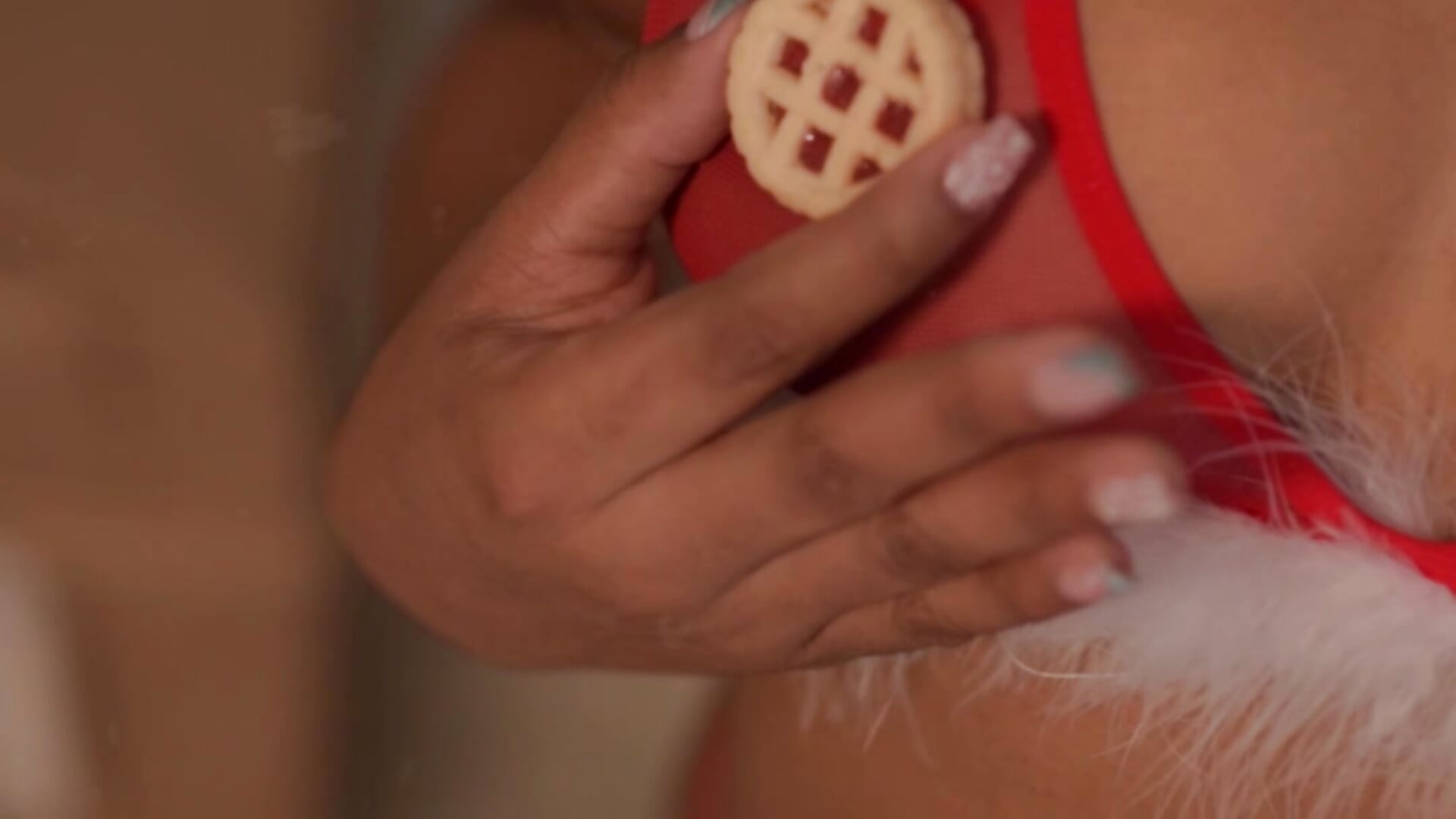 Be my santa - video by i_lulu cam model