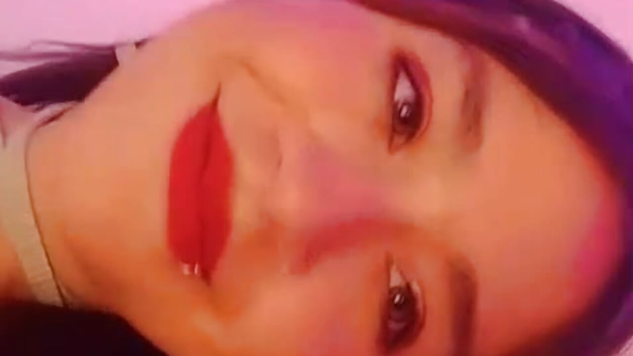 me ❤ - video by sally_bx cam model