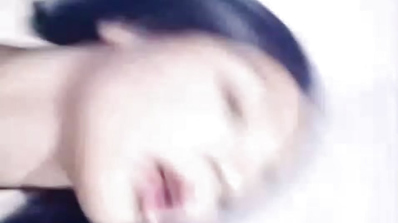 Kisses for u 🖤 - video by sally_bx cam model