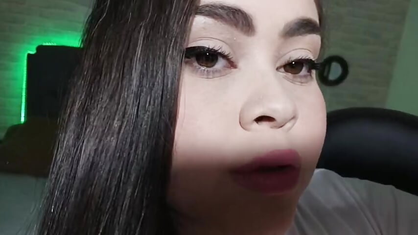 WhatsApp Video 2025-06-05 at 10,00,37 - video by LolaVillalobos cam model