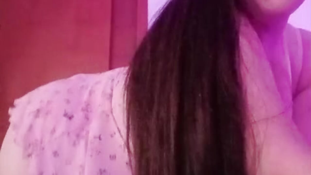 WhatsApp Video 2025-11-13 at 10,37,02 AM - video by LolaVillalobos cam model