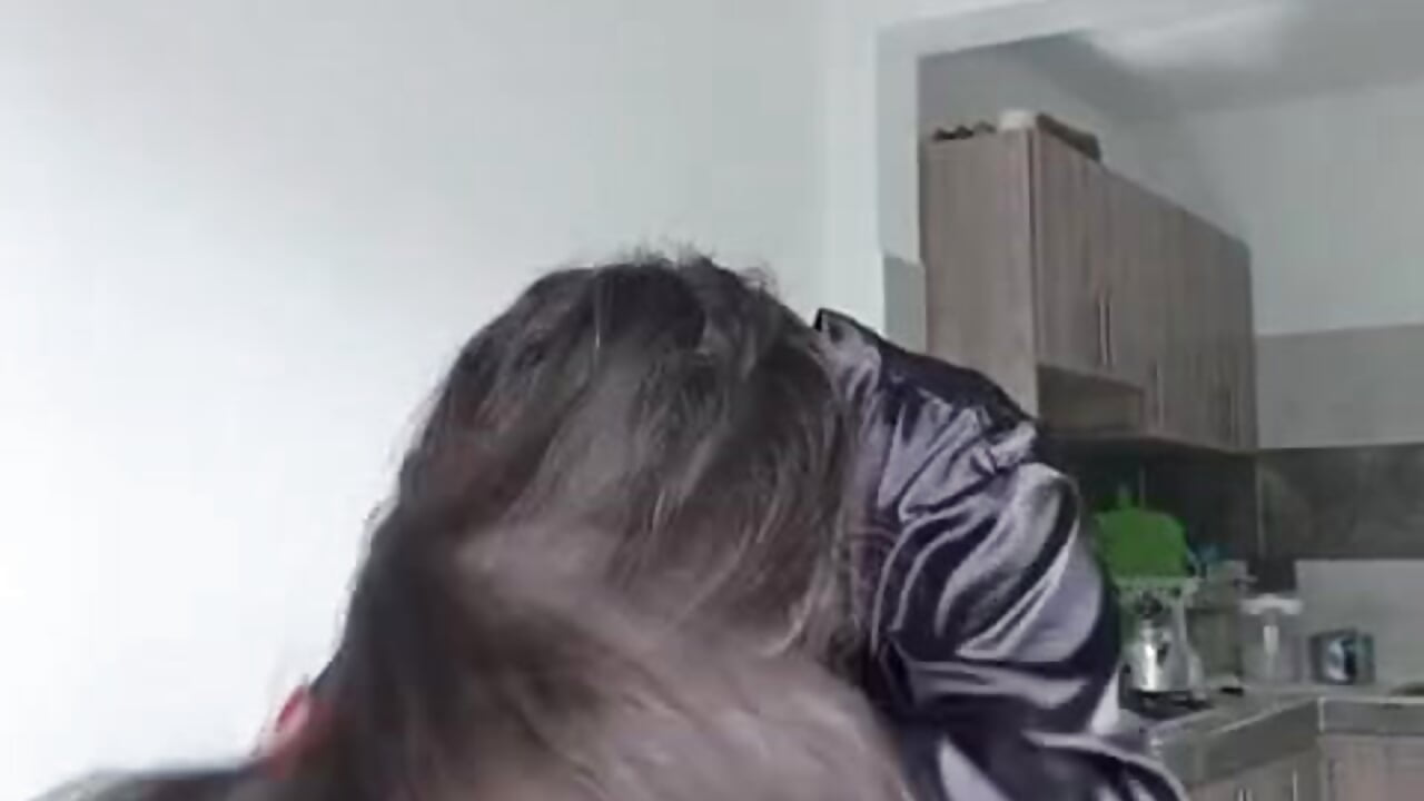 lola hair - video by LolaVillalobos cam model