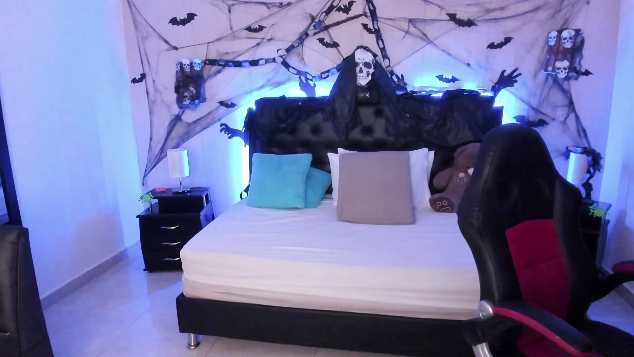 2025-10-16 12-37-34 - video by LolaVillalobos cam model