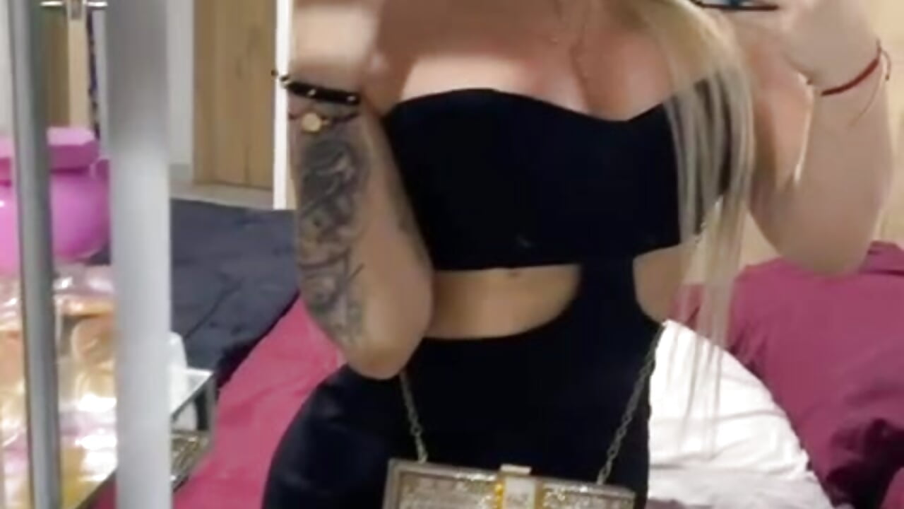 sexy - video by XXMILE cam model
