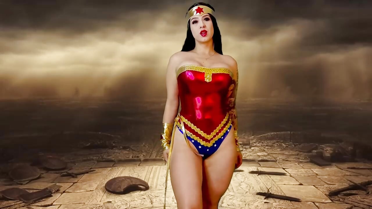 Today I don't save the world... Today I just want to make it tremble - βίντεο μοντέλου XXMILE