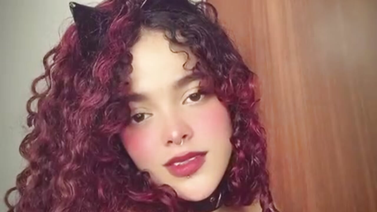 A very sexy kitten🤤 – video modela na kameri Maggy_t18