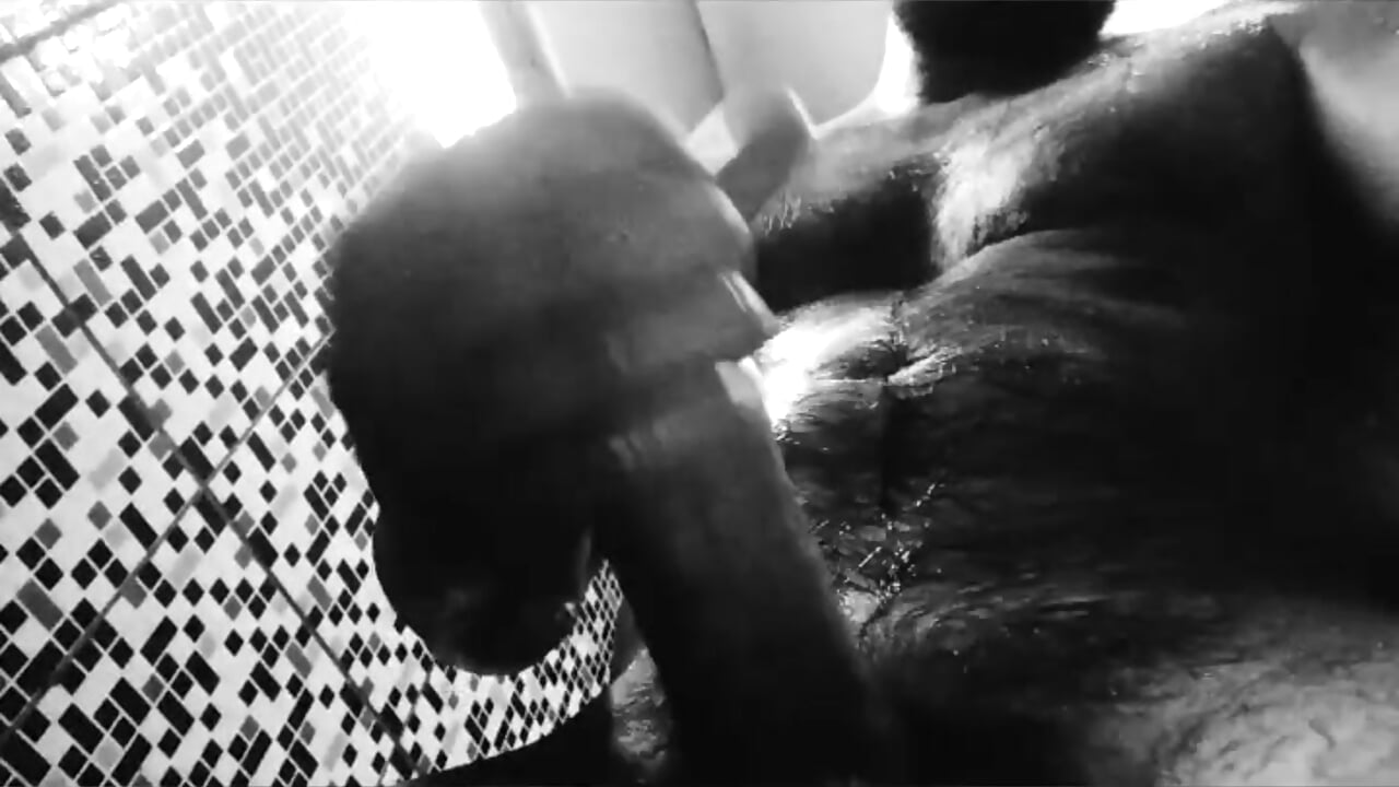 ShowerCum - video oleh LatinDilf69