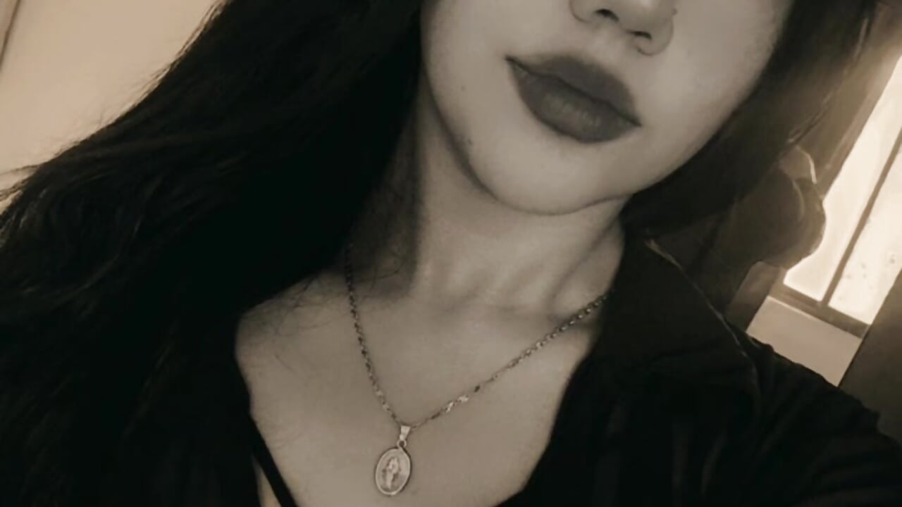 1000069406 - video by StarMagick cam model