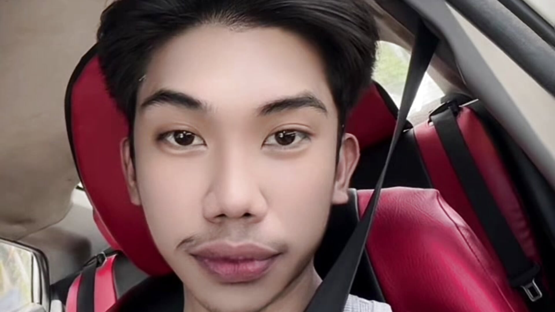 me in real life😗– Ur_pinoyhotbrix kameramodell videója