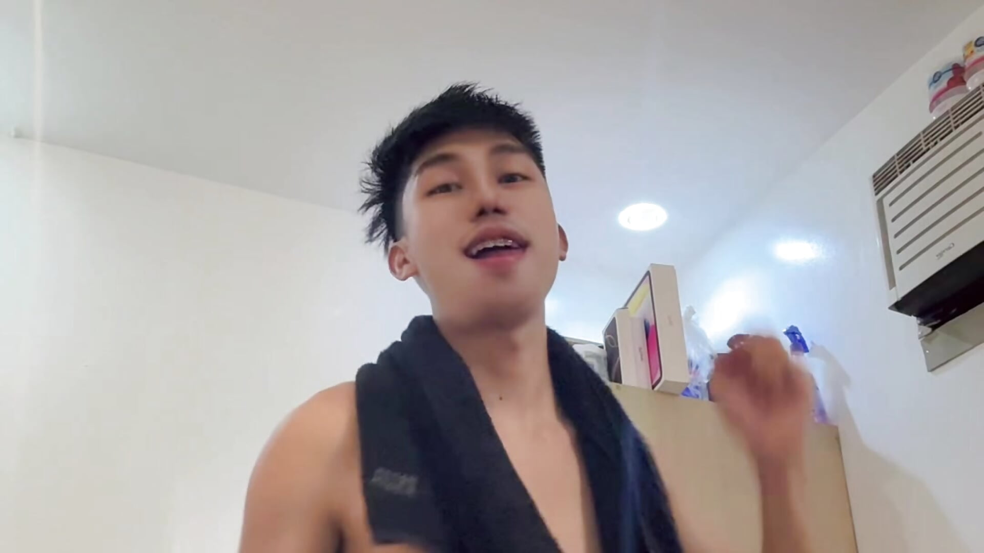 😗 - video by Ur_pinoyhotbrix cam model