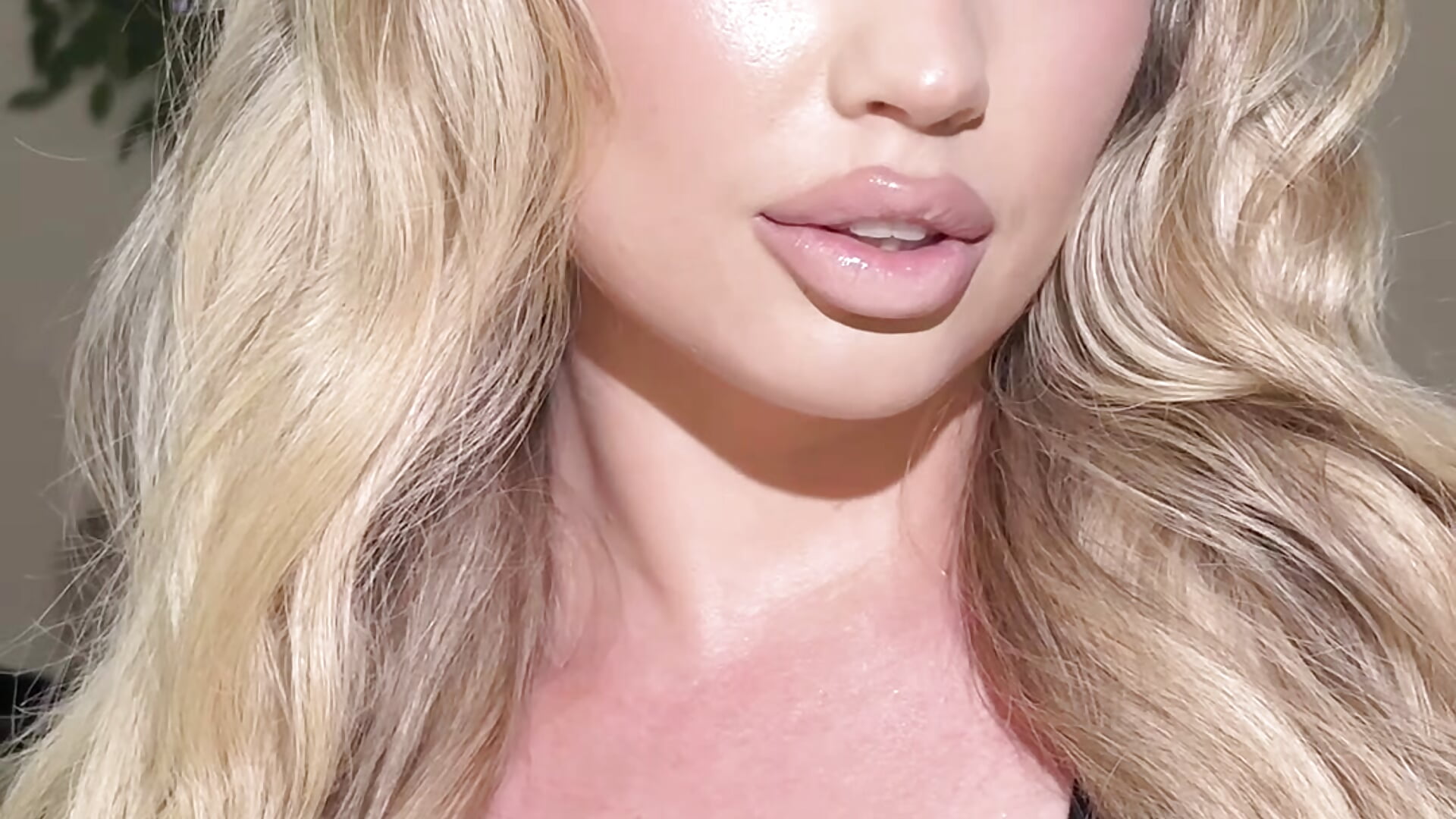 Barbie - video by NicoleRiccii cam model