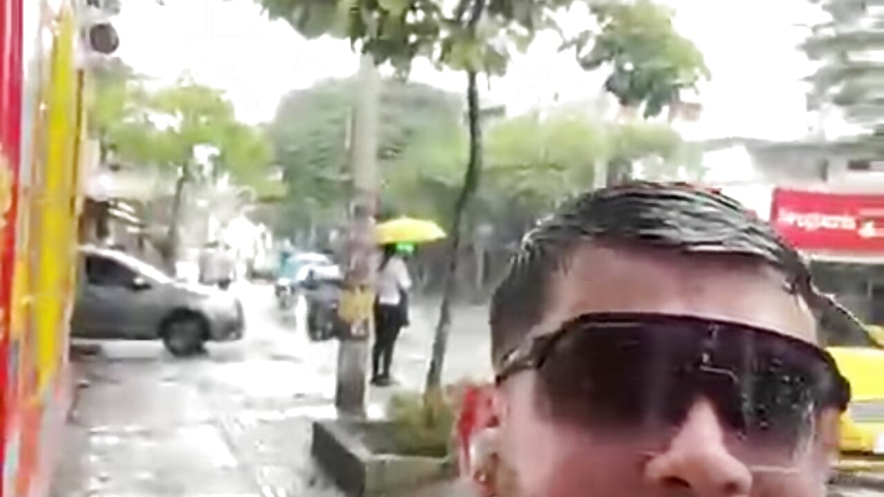 Rainy Day - vidéo du modèle de showcams Dimitri_Bass