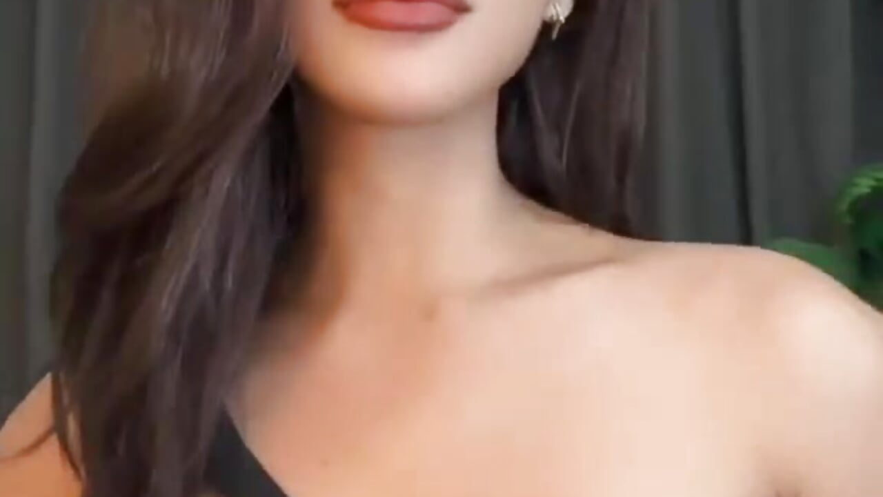 495790988_9698515270225544_4693511885917463291_n - video by TsWomanofyourdesire_ cam model