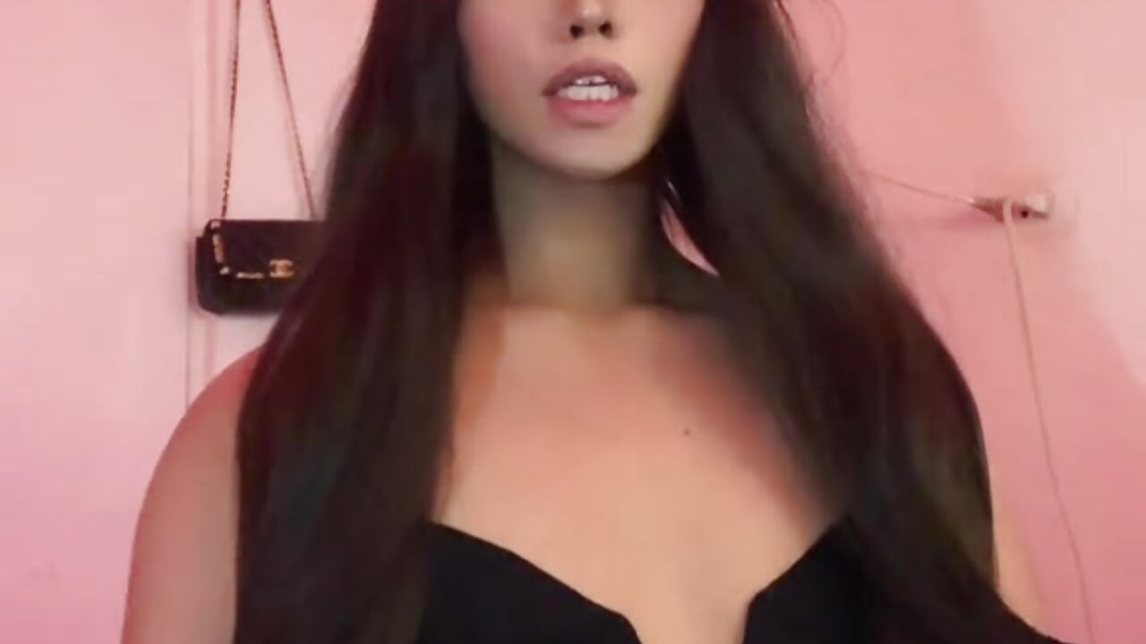 v14044g50000ctq02g7og65i6hubsdhg - video by SableMonroexx cam model