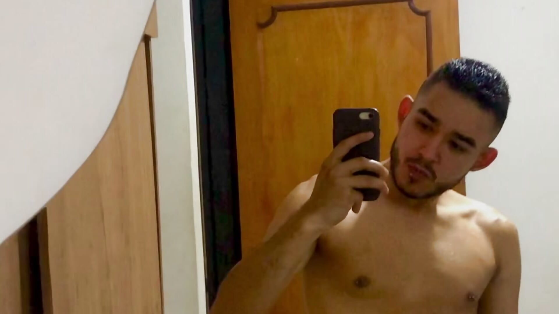 IMG_6868.mov - video by rodneycolt cam model