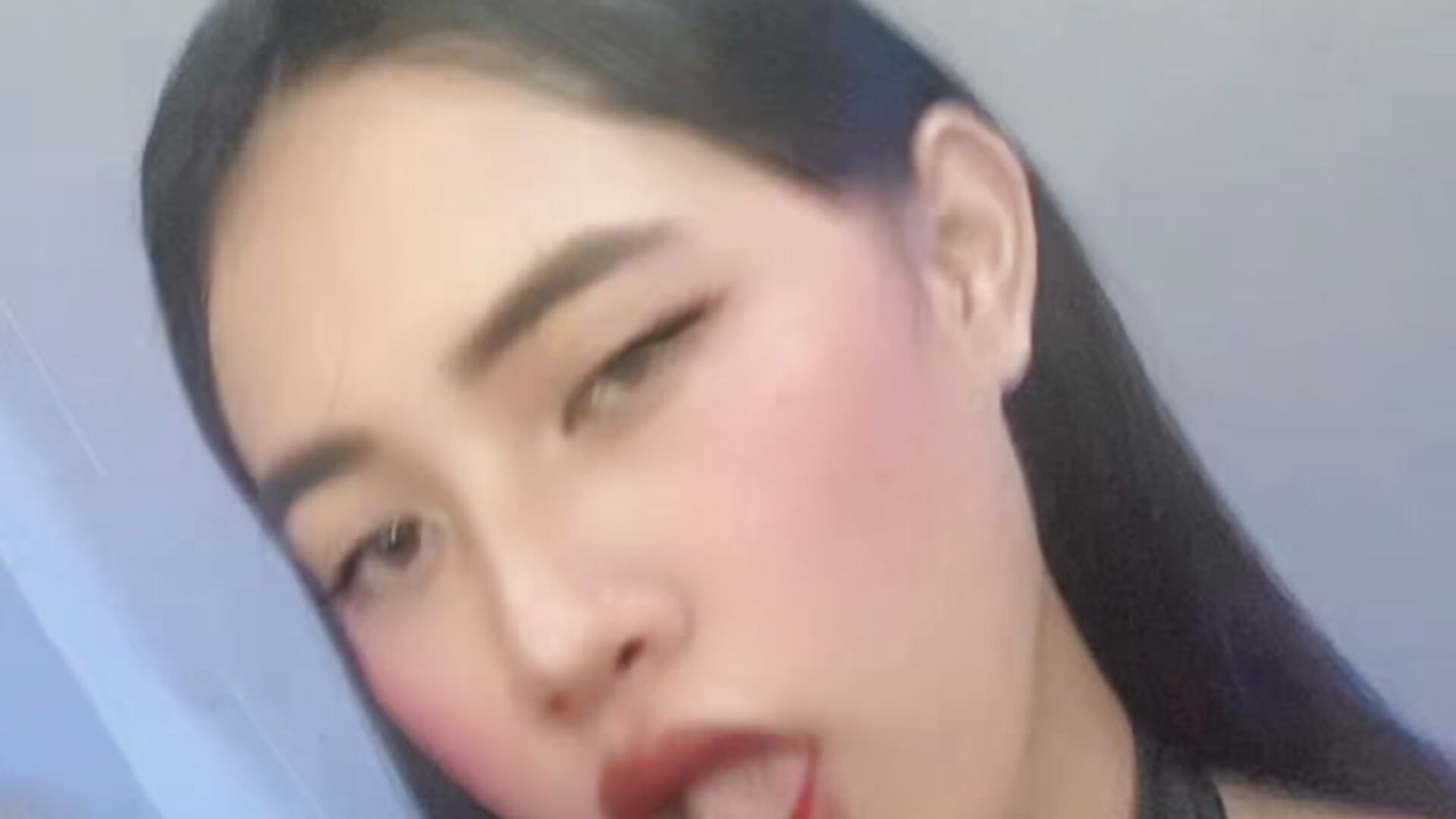 v14044g50000cvuatj7og65v1emf2kn0 - video oleh Scarlet_dark69 kamera model