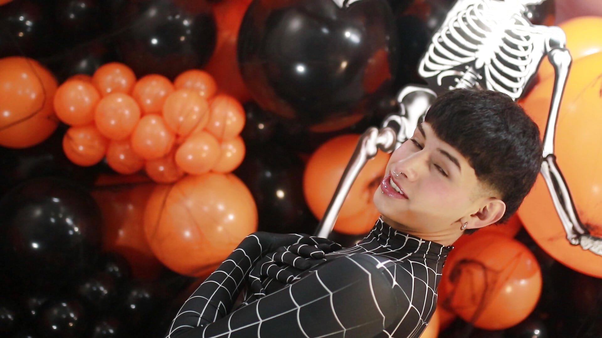 sweet or sex - Ezra_Storm 캠 모델의 동영상