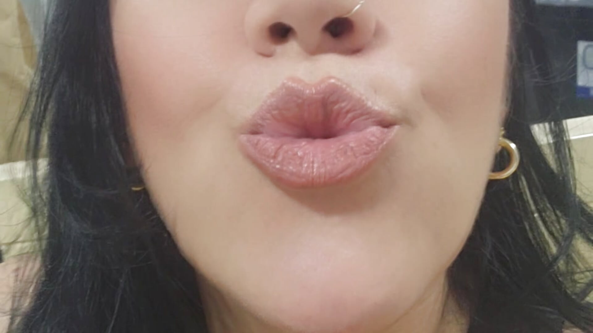 1000036734 - video by sweet_adele_ cam model