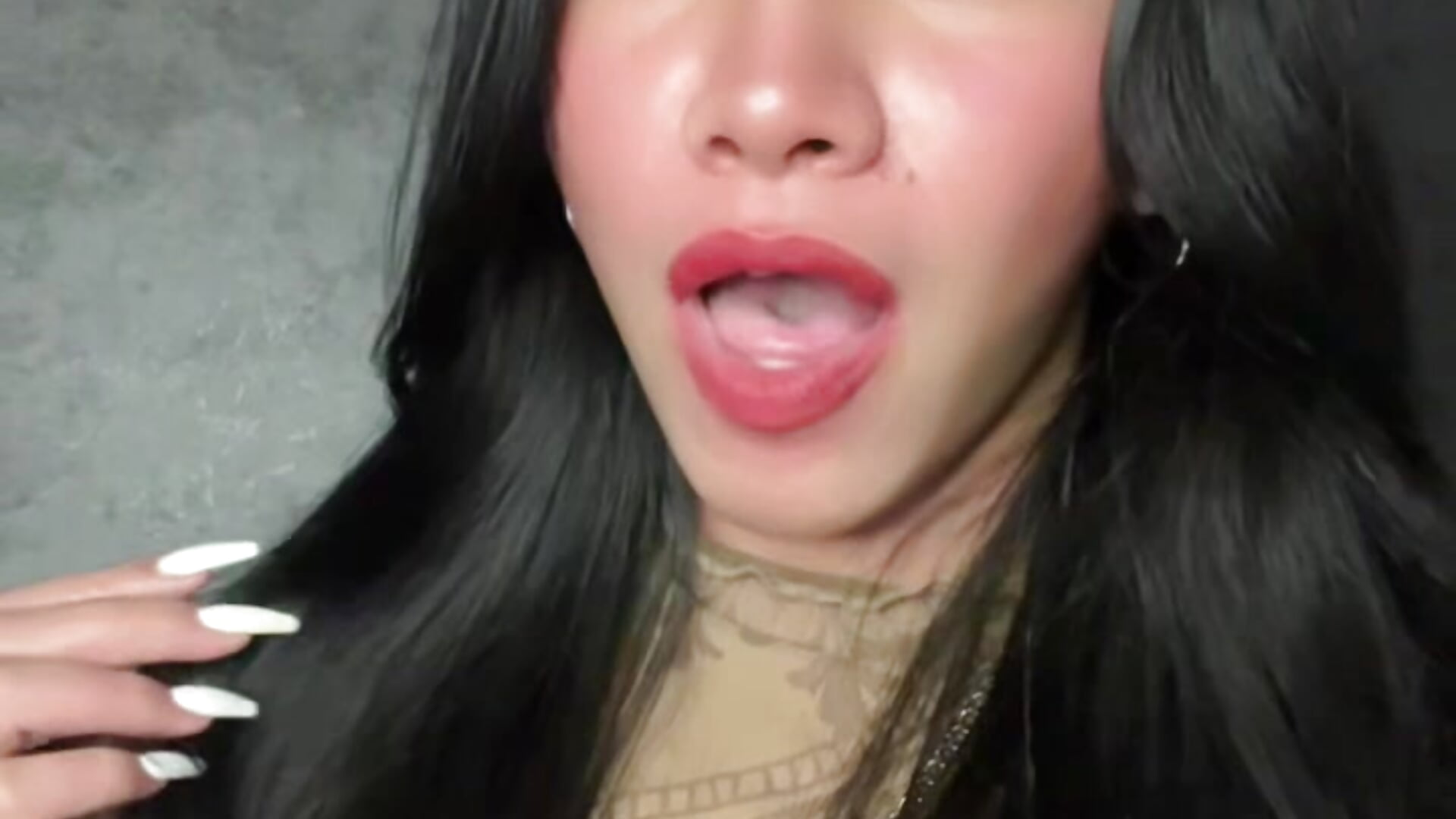 Your Pretty Little baby 🤗❤️ - video by Queenn_xx cam model