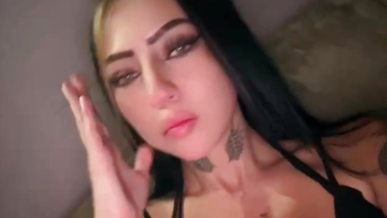 LUNA - clip cu FGLuna model videochat