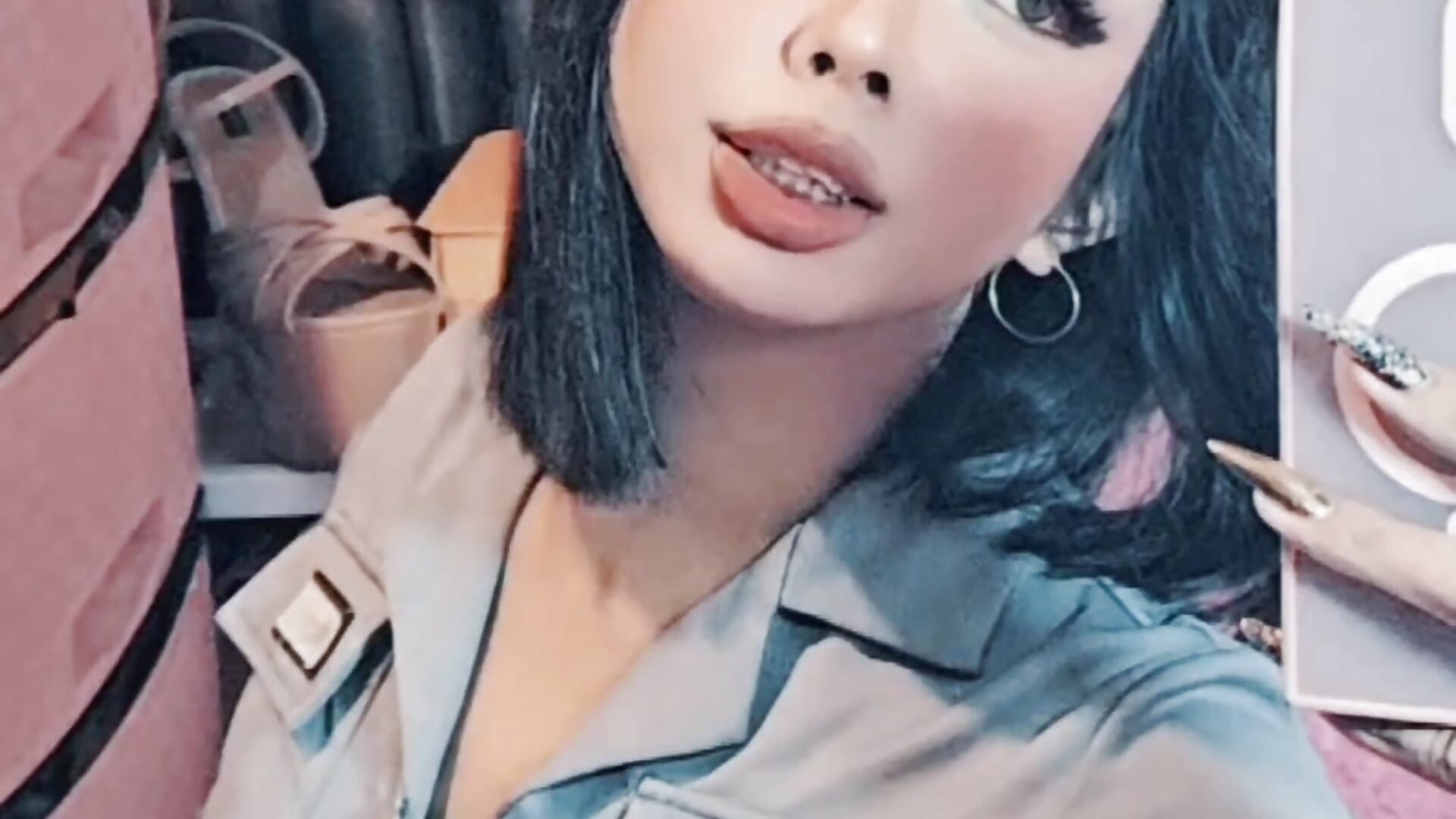 Its all urs💋 – видео вебкам-модели DianaWalls