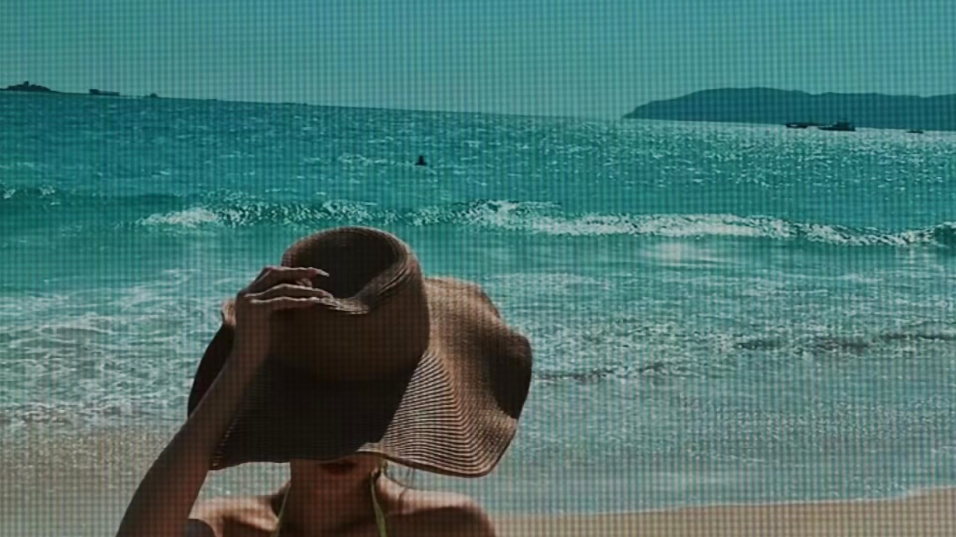 biển và em - vídeo de la modelo de cam ___Mira___