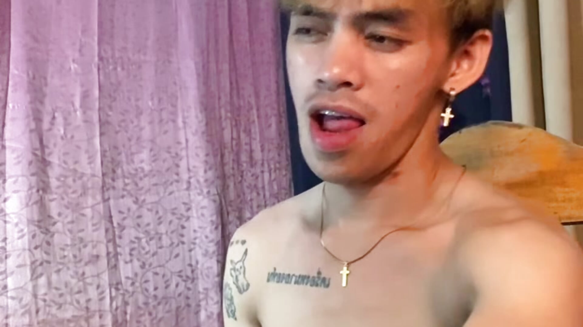 Cumshot - video by urhunky_boy cam model