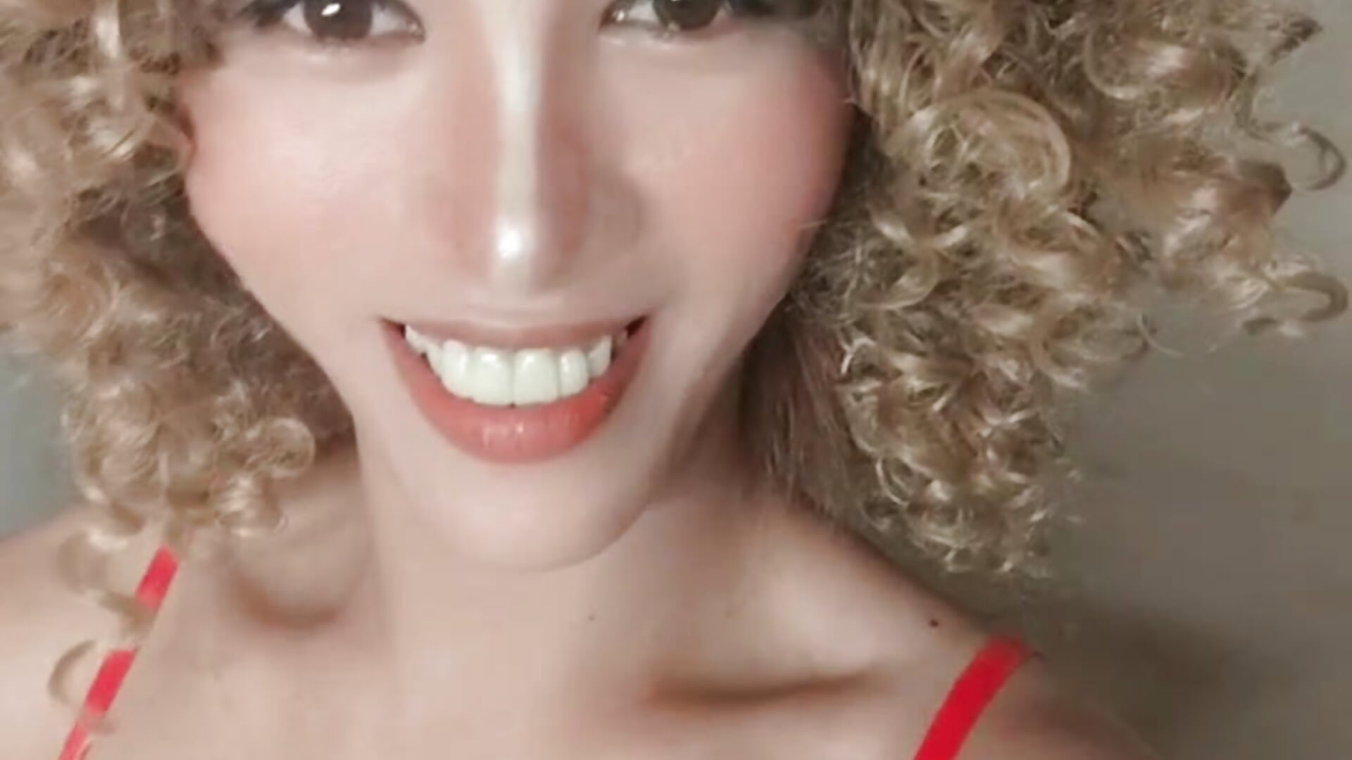 1000007447 – видео вебкам-модели isabellabigcock06