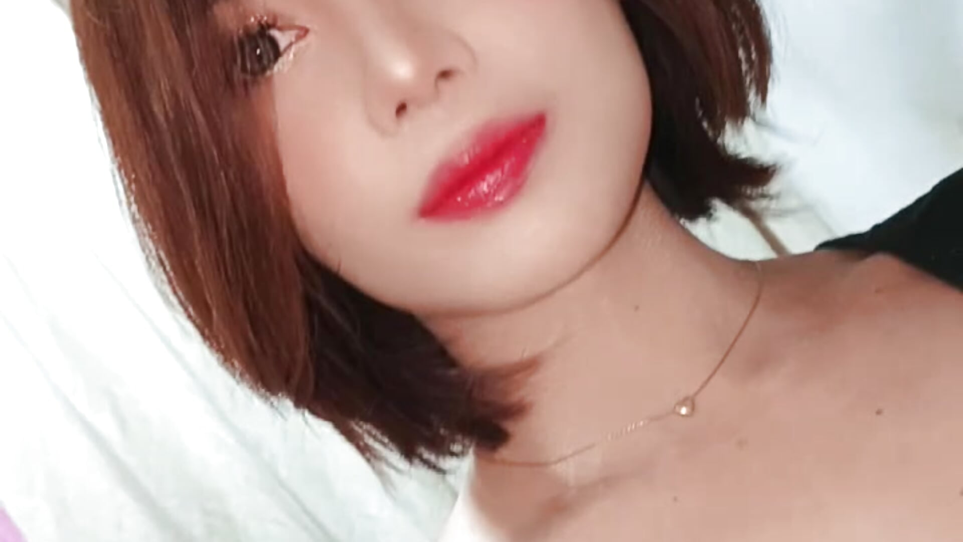 💝 - video by miss-rhiann cam model