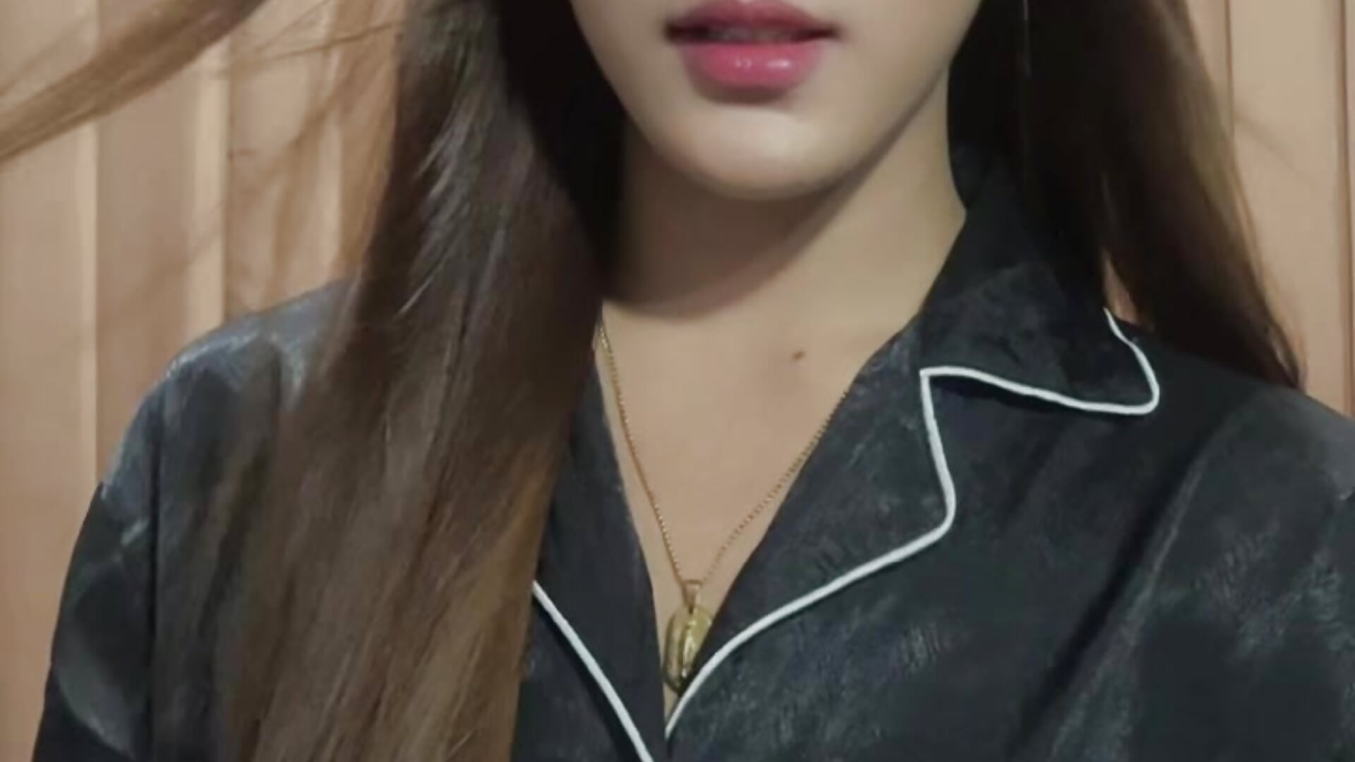 Simple me - video oleh scarlettedarkxx kamera model